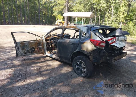 2019 Subaru Crosstrek 2.0I Premium из США, поврежденный, VIN JF2GTAECXK8383319